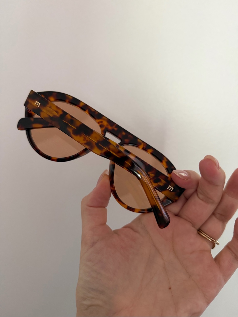 Tortoiseshell Aviator Sunglasses with Brown Lenses - Picture 2 of 5